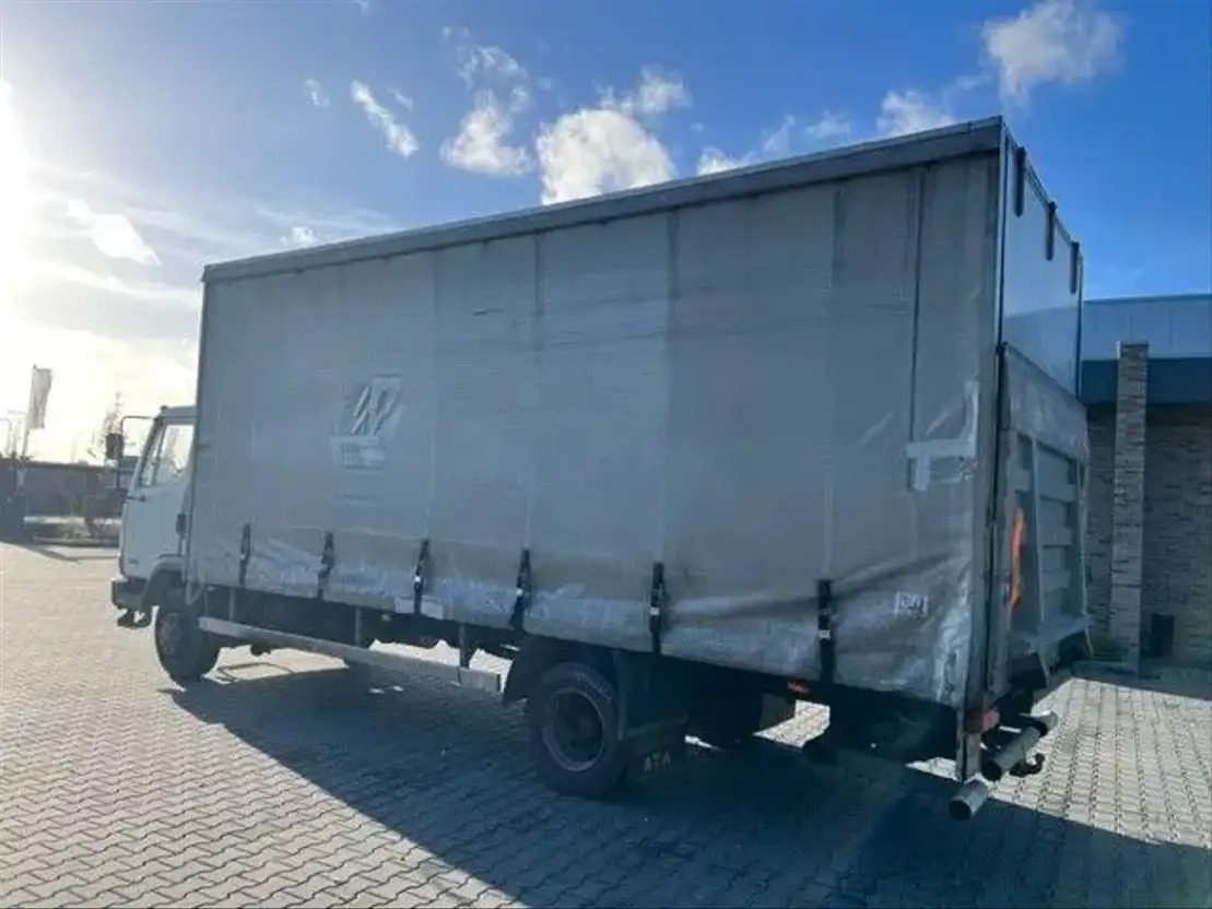 DAF LF 45.160 FA45.160 - شاحنة ستارة: صور 4 DAF LF 45.160 FA45.160 - شاحنة ستارة: صور 4
