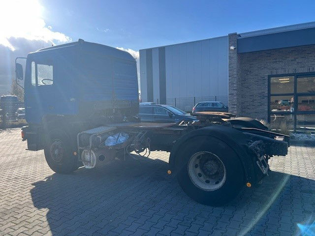 MAN 19.272 19.242 - شاحنة جرار: صور 3 MAN 19.272 19.242 - شاحنة جرار: صور 3