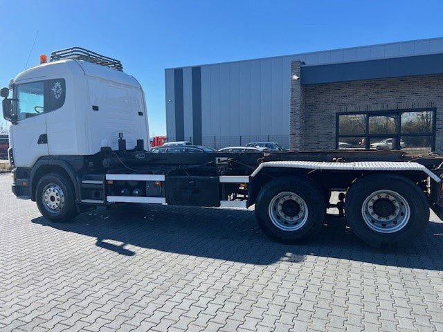 Scania R144-460 V8 .460 6x2 - شاحنات الحاويات / جسم علوي قابل للتغيير شاحنة: صور 4 Scania R144-460 V8 .460 6x2 - شاحنات الحاويات / جسم علوي قابل للتغيير شاحنة: صور 4