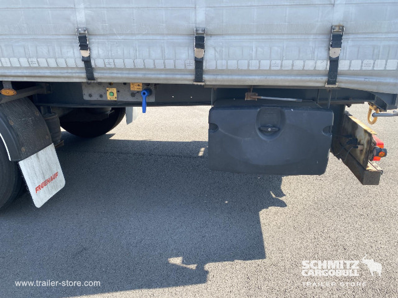 FRUEHAUF Curtainsider Standard - الخيمة نصف مقطورة: صور 2 FRUEHAUF Curtainsider Standard - الخيمة نصف مقطورة: صور 2