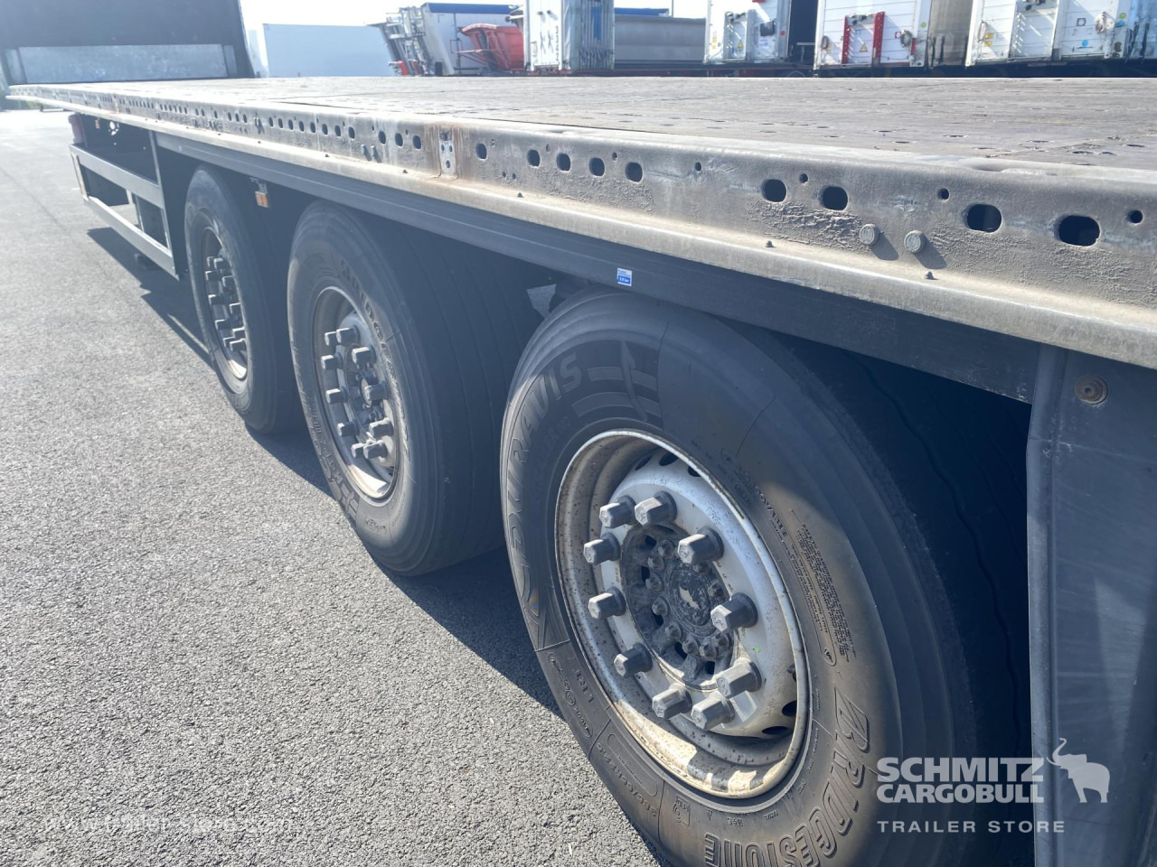 SCHMITZ Curtainsider Standard - الخيمة نصف مقطورة: صور 3 SCHMITZ Curtainsider Standard - الخيمة نصف مقطورة: صور 3
