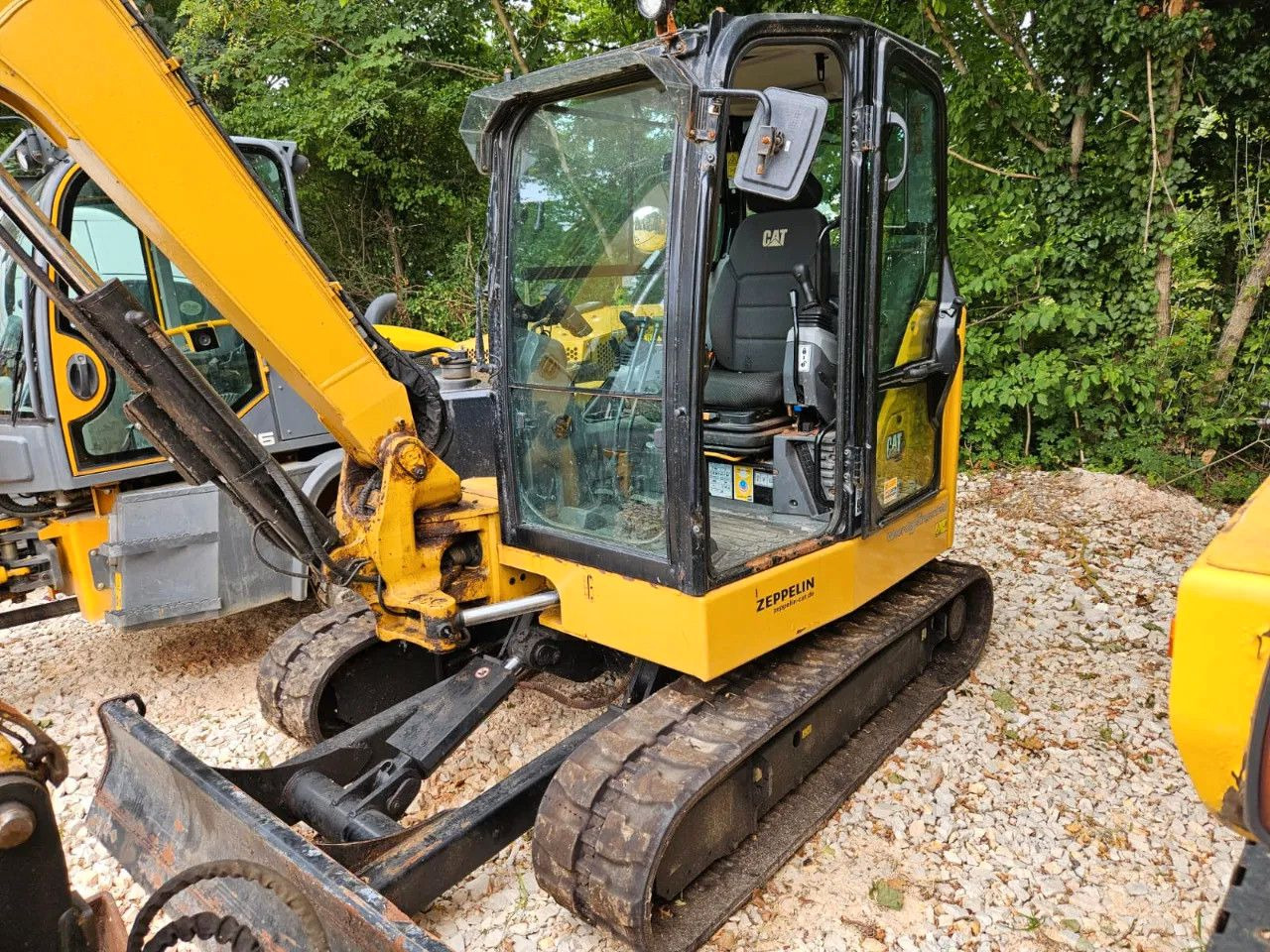 CAT 306 CR - حفارة مصغرة: صور 1 CAT 306 CR - حفارة مصغرة: صور 1
