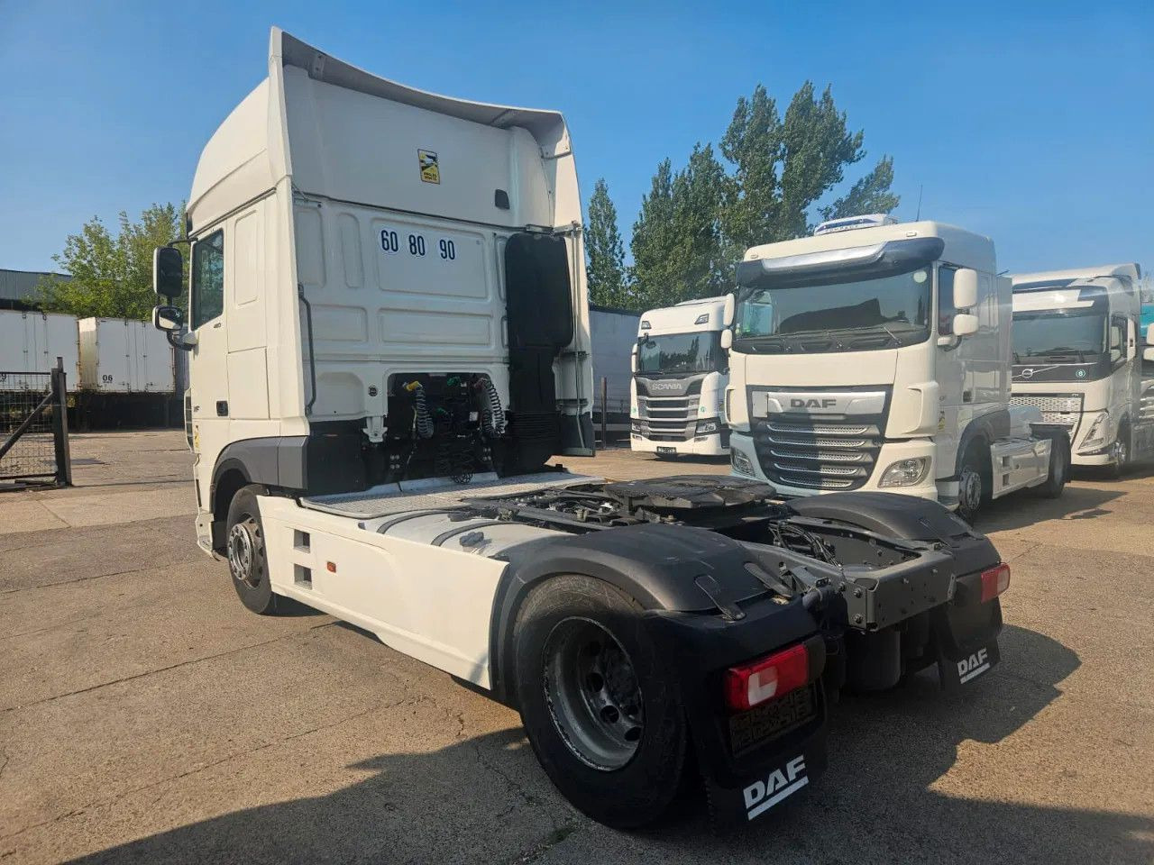 DAF XF 480 SSC-Standard-StandKlima-6 Units - شاحنة جرار: صور 4 DAF XF 480 SSC-Standard-StandKlima-6 Units - شاحنة جرار: صور 4