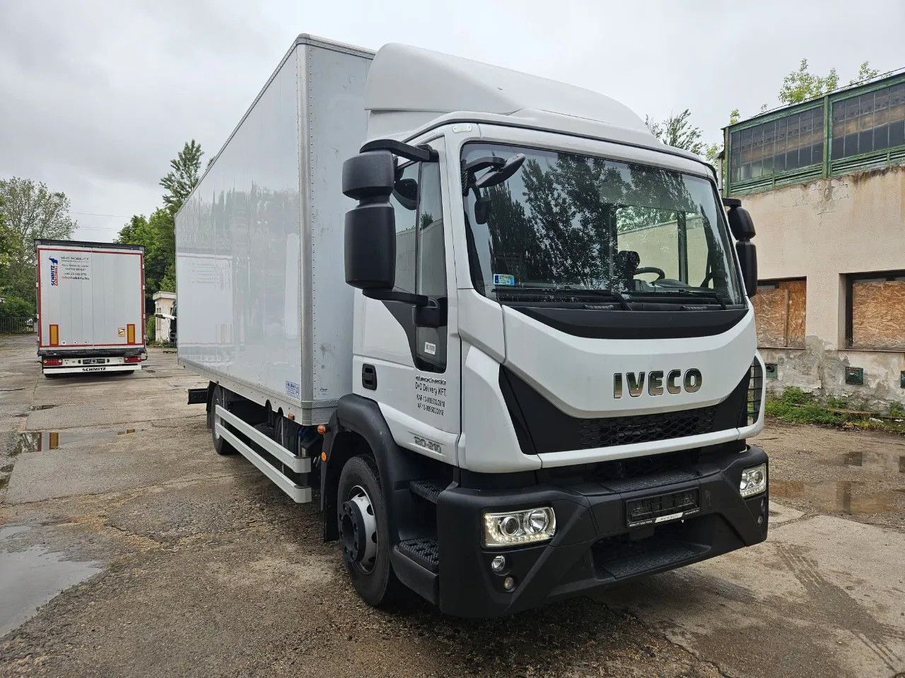 Iveco EuroCargo 120 - 210 BOX 12t Only 7554 km - بصندوق مغلق شاحنة: صور 3 Iveco EuroCargo 120 - 210 BOX 12t Only 7554 km - بصندوق مغلق شاحنة: صور 3