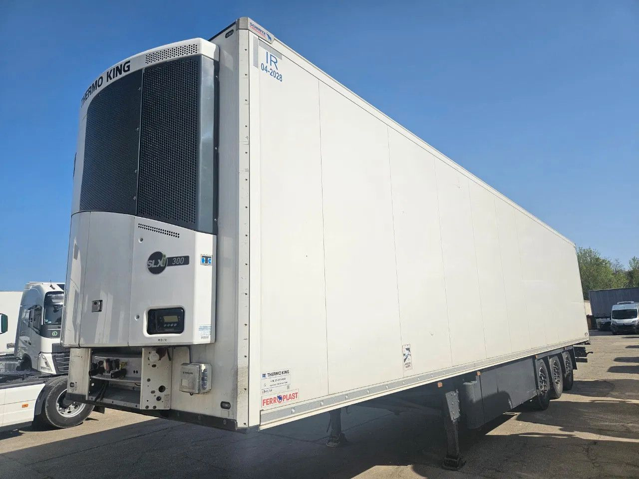 Schmitz Cargobull SCB S3T Thermo King SLXi 300 Lifting axle A - 2 - مبردة نصف مقطورة: صور 1 Schmitz Cargobull SCB S3T Thermo King SLXi 300 Lifting axle A - 2 - مبردة نصف مقطورة: صور 1