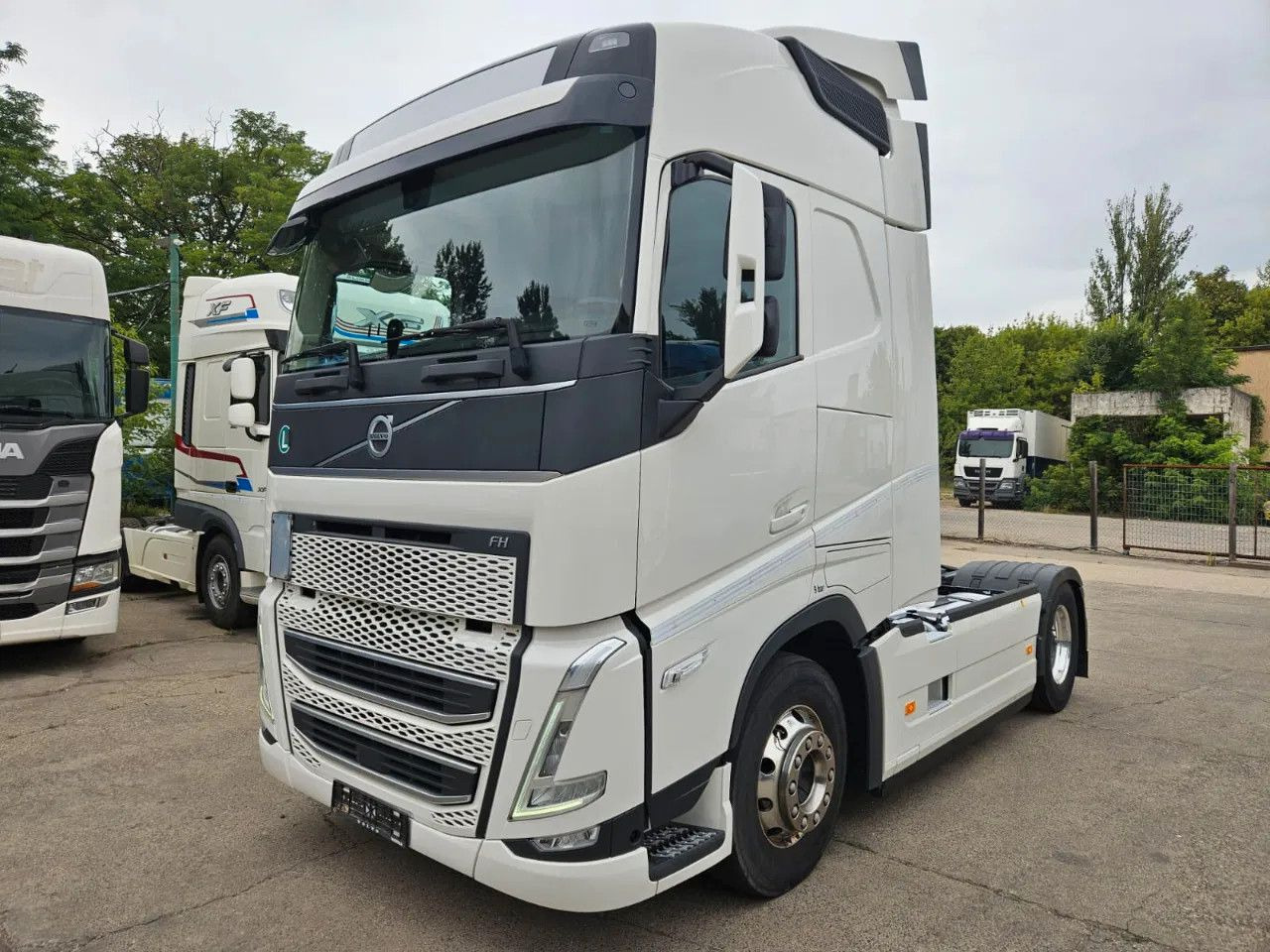 Volvo FH 460 Turbo Compound, I-Park, HYVA, Microwave, - شاحنة جرار: صور 1 Volvo FH 460 Turbo Compound, I-Park, HYVA, Microwave, - شاحنة جرار: صور 1