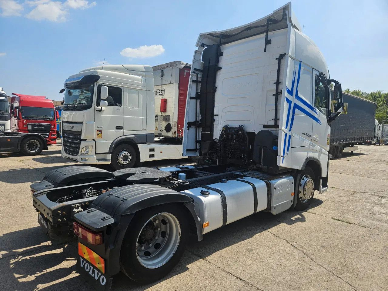 Volvo FH 500 Globe-Mega-I Park - شاحنة جرار: صور 3 Volvo FH 500 Globe-Mega-I Park - شاحنة جرار: صور 3