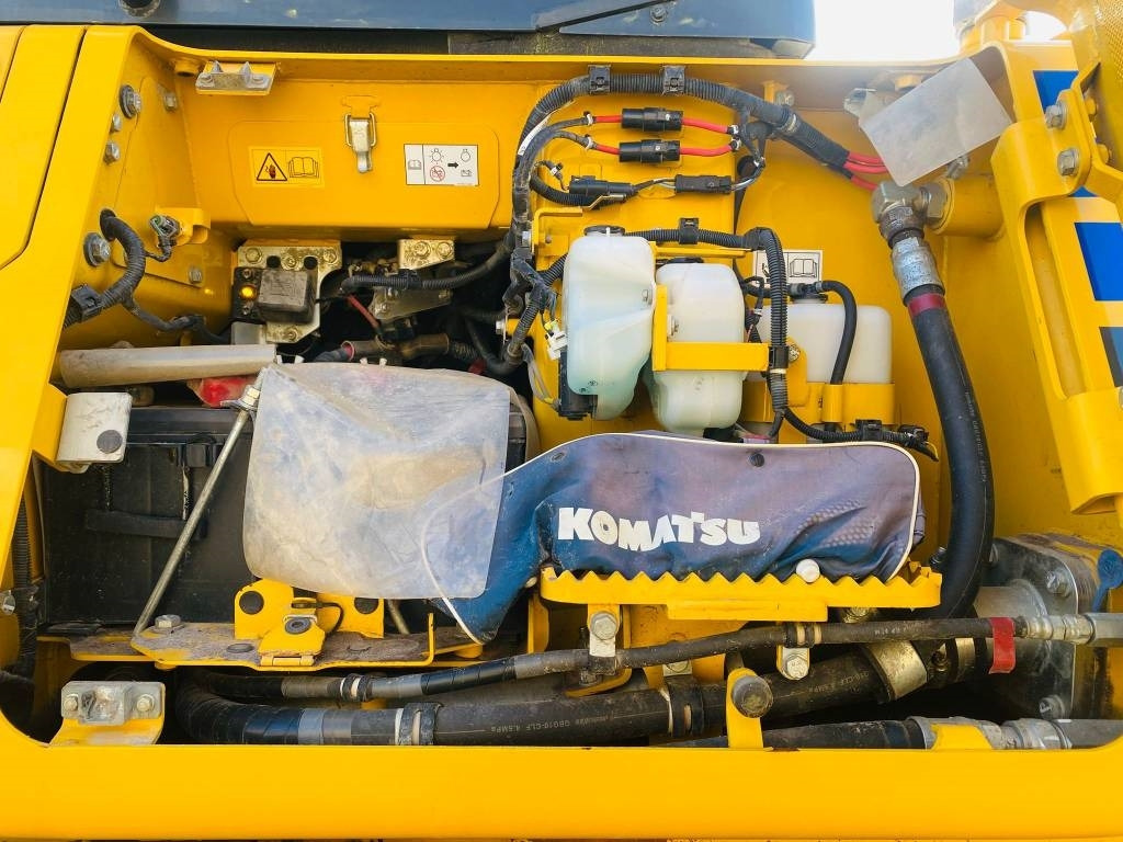 بلدوزر Komatsu D 61 PXi-24: صور 15 بلدوزر Komatsu D 61 PXi-24: صور 15