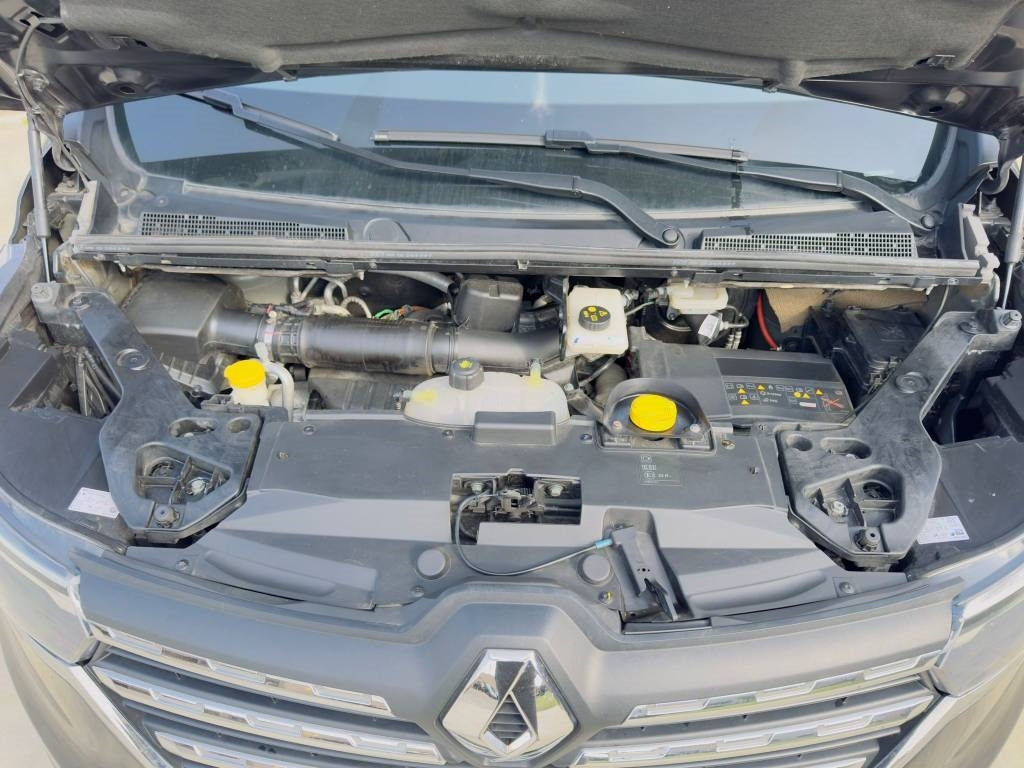 Renault Trafic 2.0 dCi 125  إيجار Renault Trafic 2.0 dCi 125: صور 21