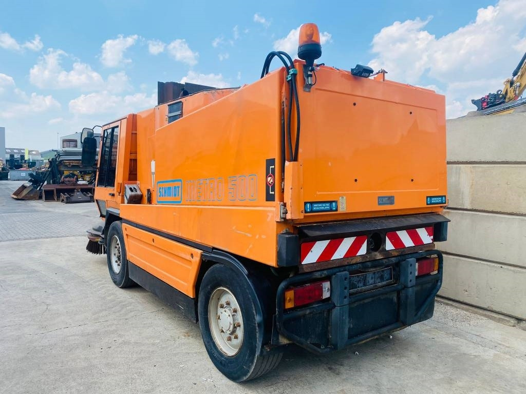 Schmidt metro 500 tx - سياره كنس شوارع: صور 5 Schmidt metro 500 tx - سياره كنس شوارع: صور 5