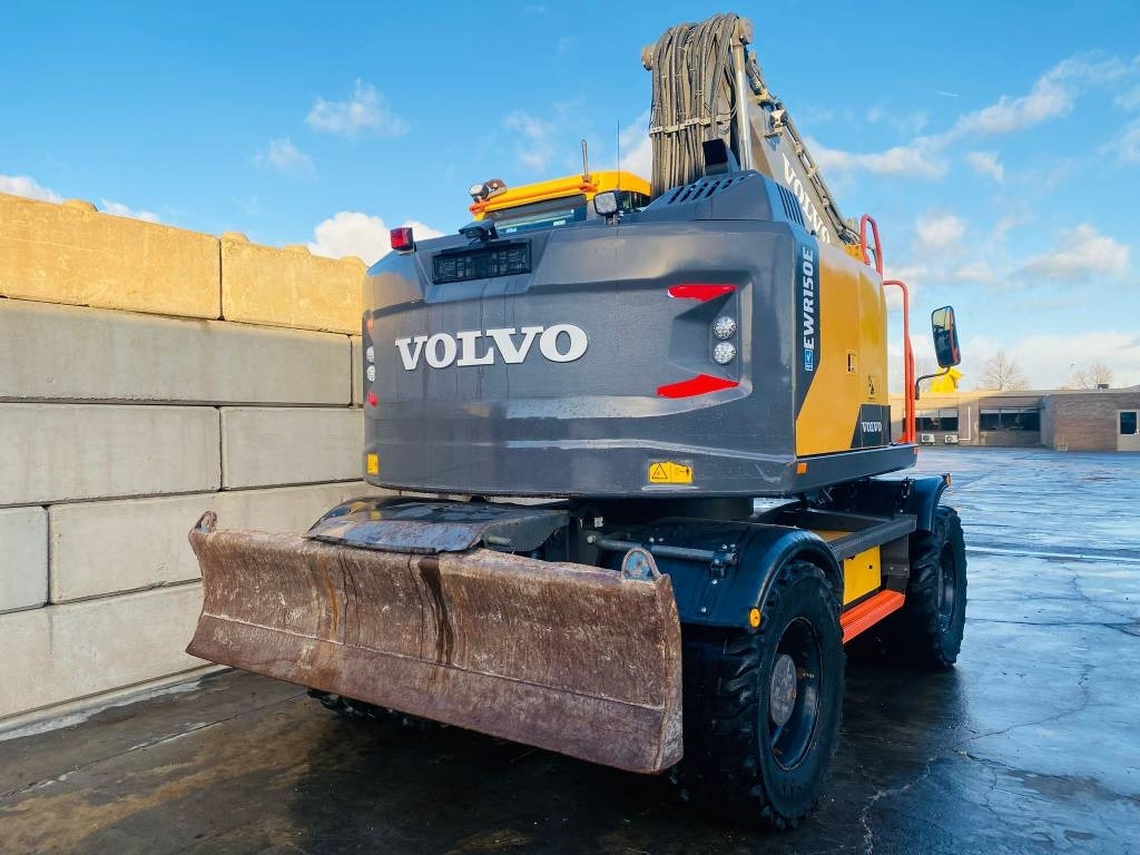 Volvo EWR 150 E - حفارة على عجلات: صور 5 Volvo EWR 150 E - حفارة على عجلات: صور 5