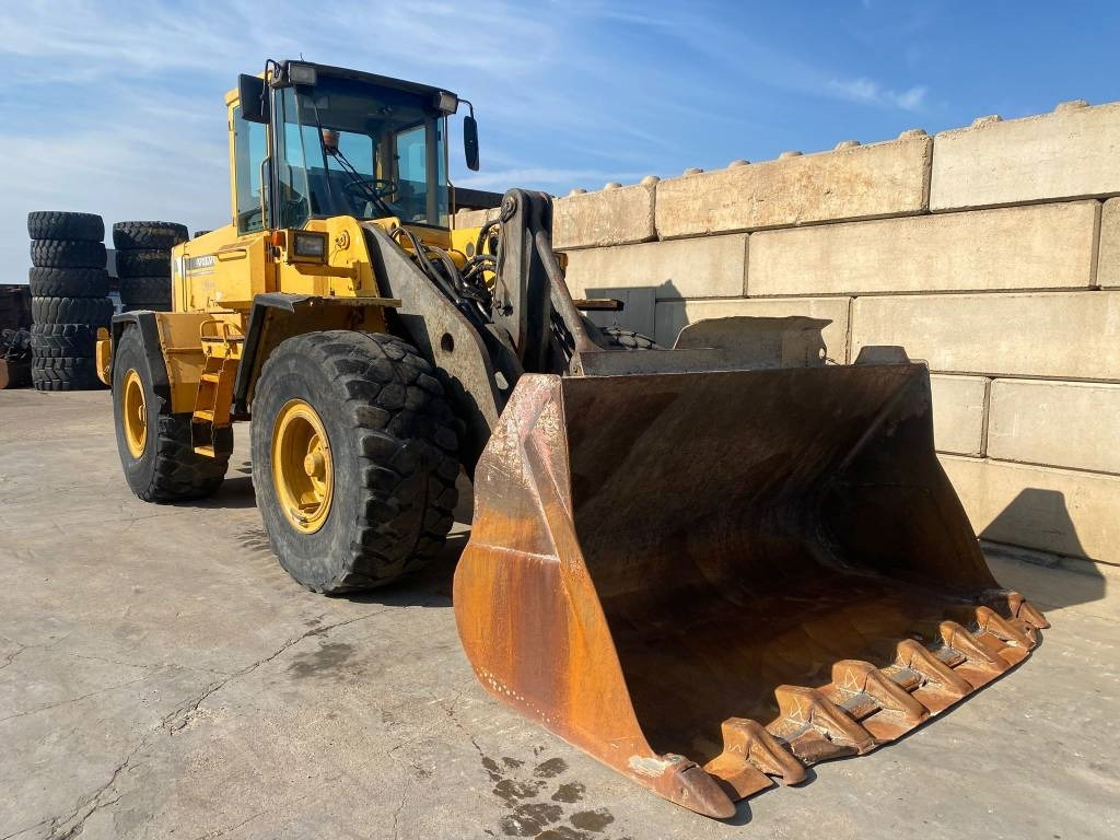 Volvo L 120 C - اللودر بعجل: صور 4 Volvo L 120 C - اللودر بعجل: صور 4