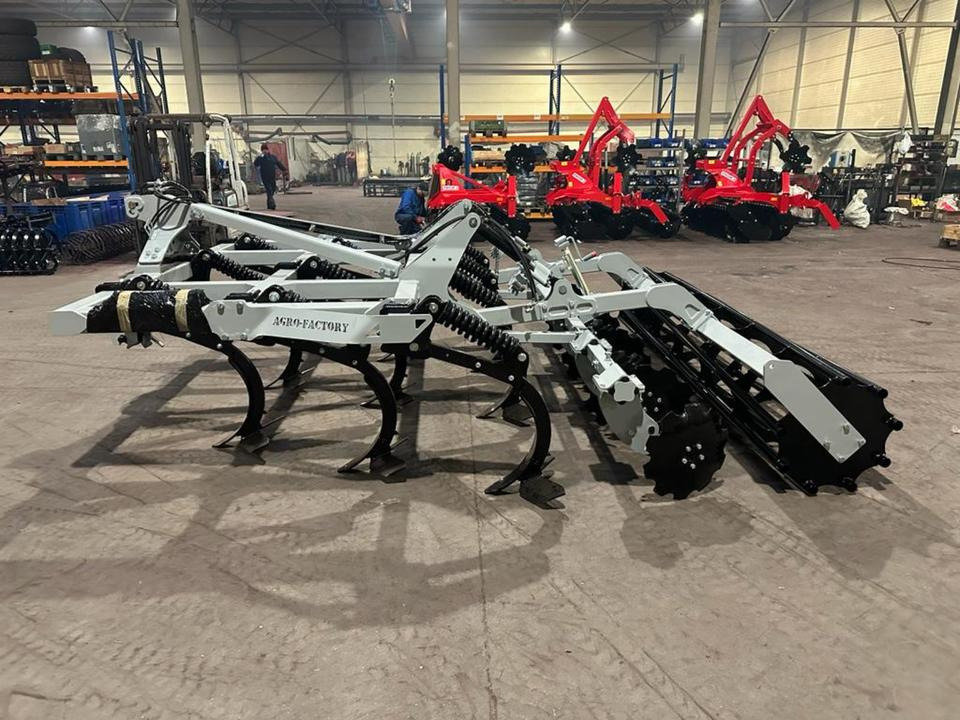 Grubber Pluton Flügelschargrubber Tiefengrubber Bodenbearbeitung - مسلفة: صور 4 Grubber Pluton Flügelschargrubber Tiefengrubber Bodenbearbeitung - مسلفة: صور 4