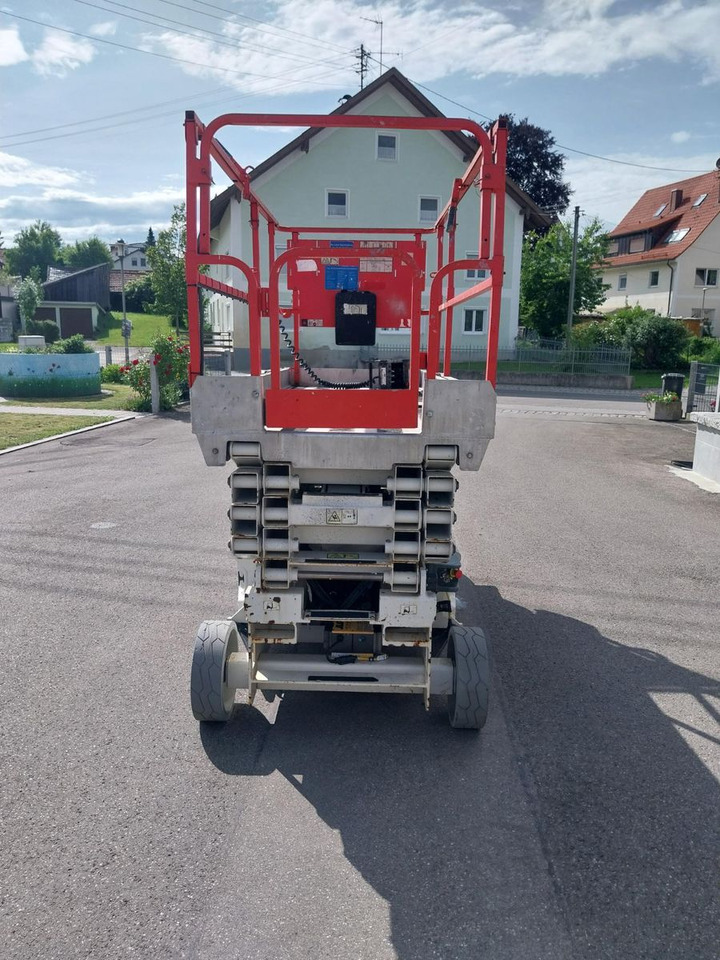 JLG 3246 ES - مصاعد الازدهار محمولة على شاحنة: صور 2 JLG 3246 ES - مصاعد الازدهار محمولة على شاحنة: صور 2