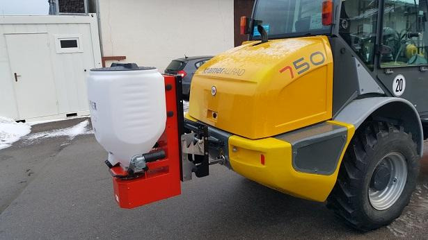 Lehner Polaro 110 Streuer Salzstreuer Radlader Winterdienst Volvo - الرمال مفرشة: صور 3 Lehner Polaro 110 Streuer Salzstreuer Radlader Winterdienst Volvo - الرمال مفرشة: صور 3