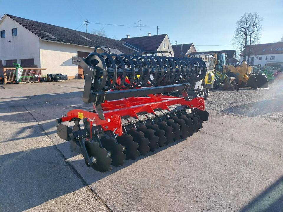 Scheibenegge 3m Scheibengrubber Kurzscheibenegge Grubber - قرص مسلفة: صور 3 Scheibenegge 3m Scheibengrubber Kurzscheibenegge Grubber - قرص مسلفة: صور 3