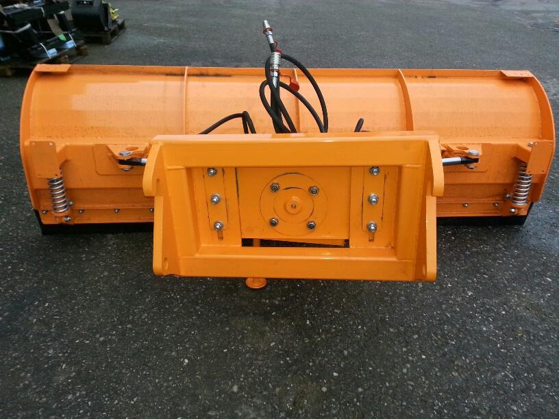 Schneeschild 2,6m Fendt Schlepper Radlader Hoflader Frontlader - كاسحة ثلوج: صور 5 Schneeschild 2,6m Fendt Schlepper Radlader Hoflader Frontlader - كاسحة ثلوج: صور 5