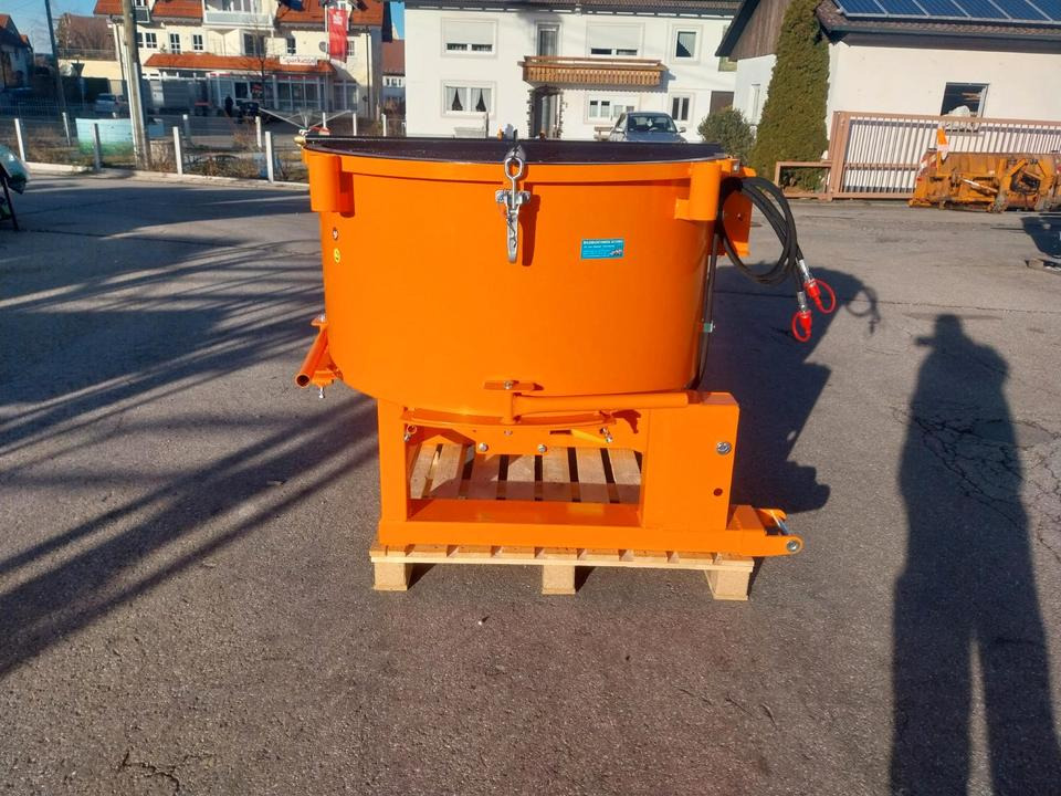 Zwangsmischer Betonmischer 800 L Zapfwellen u. Hydraulisch Fendt - خلاطه اسمنت: صور 4 Zwangsmischer Betonmischer 800 L Zapfwellen u. Hydraulisch Fendt - خلاطه اسمنت: صور 4