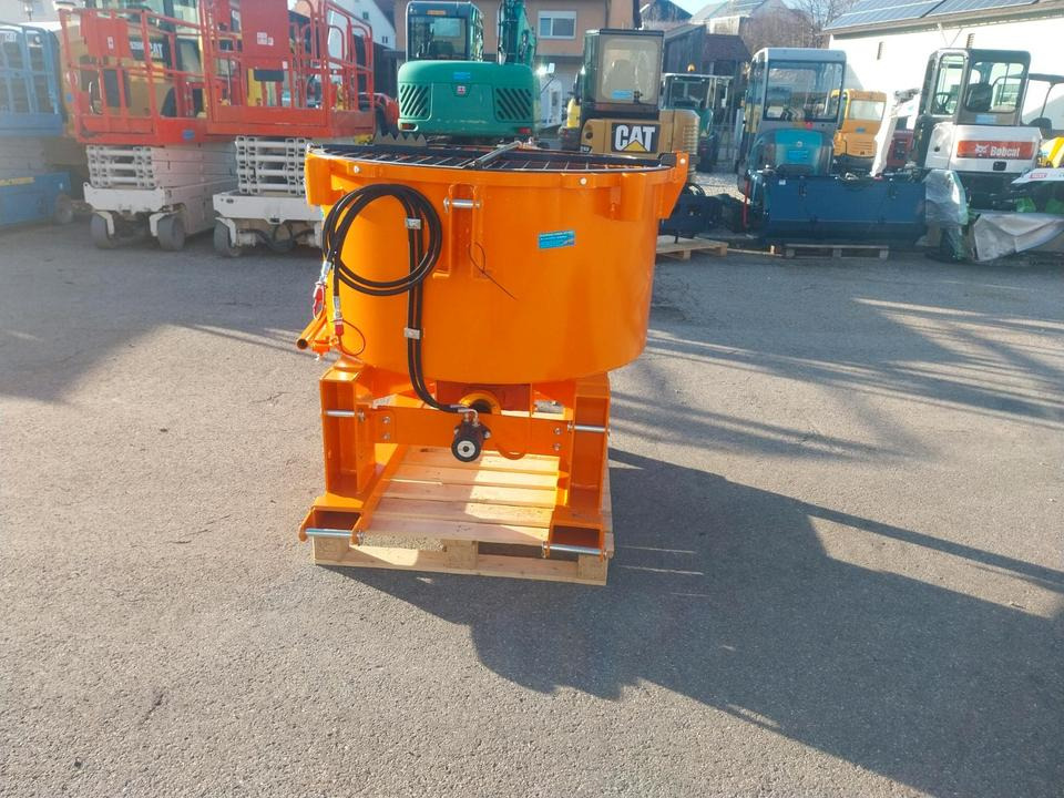 Zwangsmischer Betonmischer 800 L Zapfwellen u. Hydraulisch Fendt - خلاطه اسمنت: صور 1 Zwangsmischer Betonmischer 800 L Zapfwellen u. Hydraulisch Fendt - خلاطه اسمنت: صور 1