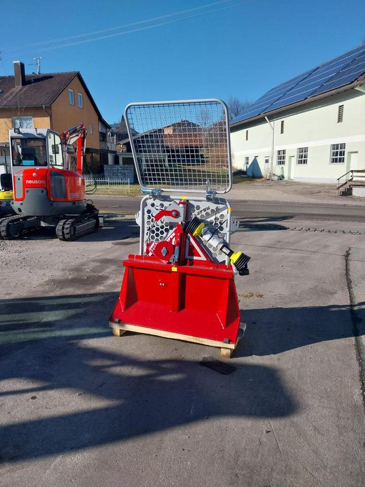 Neue Forstseilwinde Seilwinde Tajfun EGV 35 A , 45, 55, 65, 85 - وینچ - معدات الغابات: صور 1 Neue Forstseilwinde Seilwinde Tajfun EGV 35 A , 45, 55, 65, 85 - وینچ - معدات الغابات: صور 1