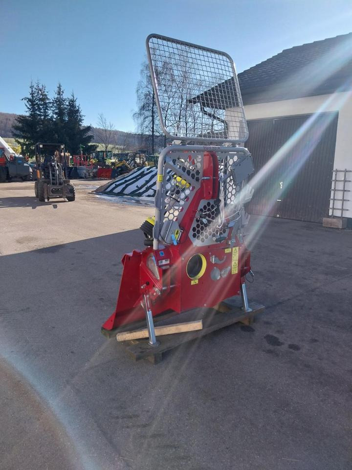 Neue Forstseilwinde Seilwinde Tajfun EGV 55 A , 35, 45, 55, 65,85 - وینچ - معدات الغابات: صور 4 Neue Forstseilwinde Seilwinde Tajfun EGV 55 A , 35, 45, 55, 65,85 - وینچ - معدات الغابات: صور 4