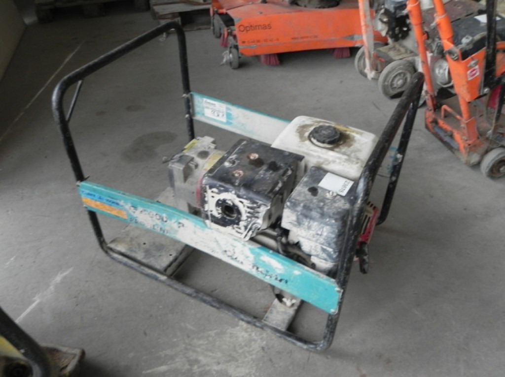 GEMMINGEN GMBH Stromerzeuger Eisemann G4000P Universal - آلات البناء: صور 1 GEMMINGEN GMBH Stromerzeuger Eisemann G4000P Universal - آلات البناء: صور 1