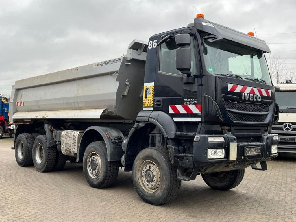 Iveco TRACKER AD450TW 4 Achs Muldenkipper Meiller - قلابات: صور 2 Iveco TRACKER AD450TW 4 Achs Muldenkipper Meiller - قلابات: صور 2
