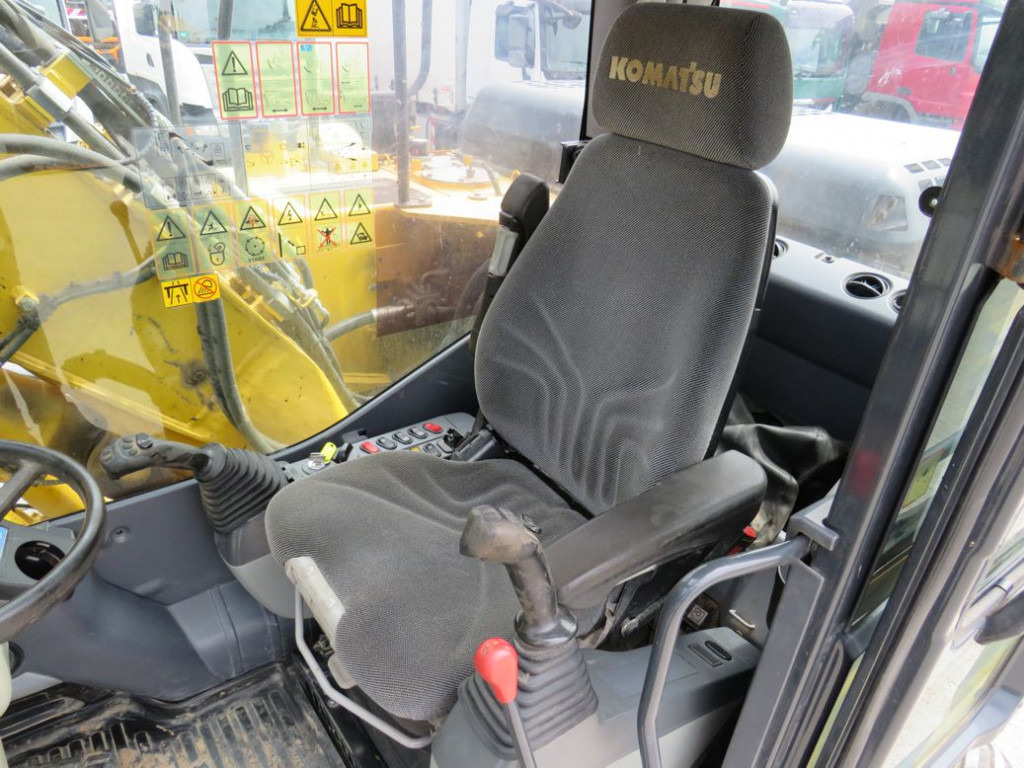 KOMATSU HANOMAG Mobilbagger PW 148 - 8 Bagger 6.824h Deutsch top - حفارة على عجلات: صور 3 KOMATSU HANOMAG Mobilbagger PW 148 - 8 Bagger 6.824h Deutsch top - حفارة على عجلات: صور 3