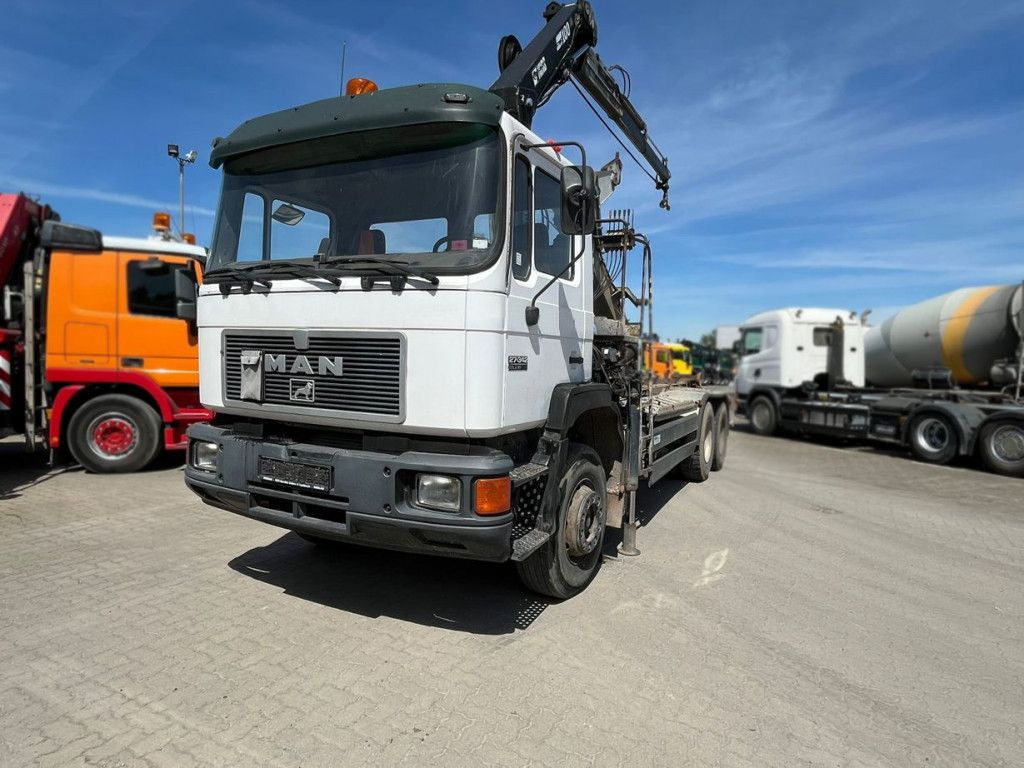 MAN F2000 27.342 6x4 Abrollkipper mit Kran - شاحنة ذات الخطاف, شاحنة كرين: صور 1 MAN F2000 27.342 6x4 Abrollkipper mit Kran - شاحنة ذات الخطاف, شاحنة كرين: صور 1