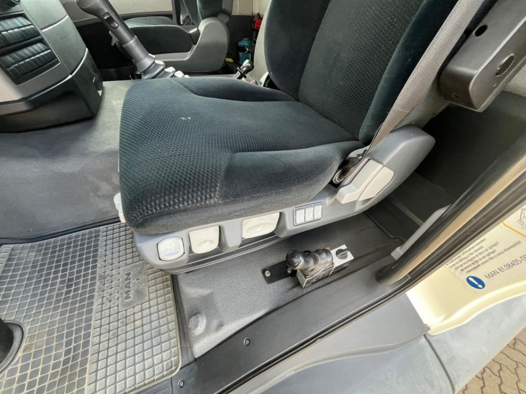 MAN TG-S 26.440 6x4 BB 3-Achs Kipper Schalter - قلابات: صور 3 MAN TG-S 26.440 6x4 BB 3-Achs Kipper Schalter - قلابات: صور 3