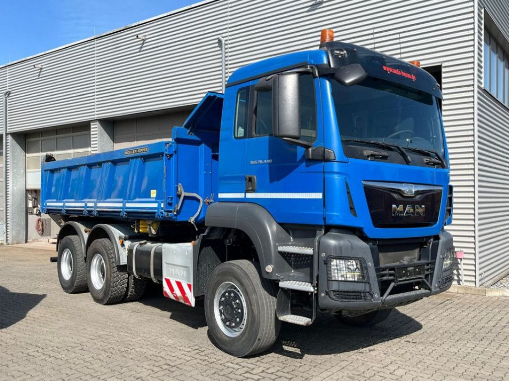 MAN TG-S 26.440 6x6 3-Achs Allradkipper Bordmatik Sc - قلابات: صور 2 MAN TG-S 26.440 6x6 3-Achs Allradkipper Bordmatik Sc - قلابات: صور 2