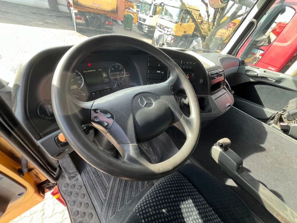 MERCEDES-BENZ Actros 1841 LS SZM - شاحنة جرار: صور 5 MERCEDES-BENZ Actros 1841 LS SZM - شاحنة جرار: صور 5