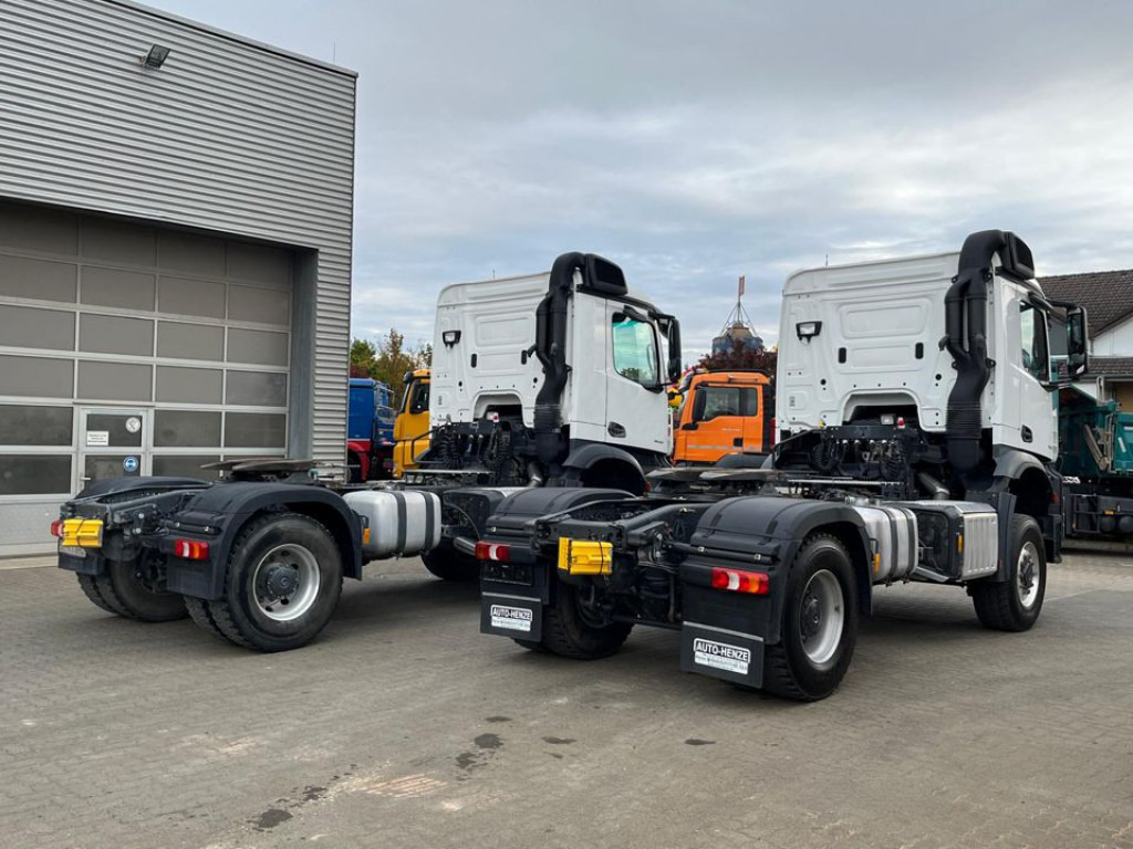 MERCEDES-BENZ Arocs 2043 AS 4x4 SZM nur 133TKM ! Kipphydraulik - شاحنة جرار: صور 5 MERCEDES-BENZ Arocs 2043 AS 4x4 SZM nur 133TKM ! Kipphydraulik - شاحنة جرار: صور 5