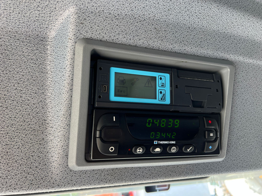 MERCEDES-BENZ Atego 1224 L Kühlkoffer LBW Tiefkühler 6,2m LBW - مبردة شاحنة: صور 2 MERCEDES-BENZ Atego 1224 L Kühlkoffer LBW Tiefkühler 6,2m LBW - مبردة شاحنة: صور 2