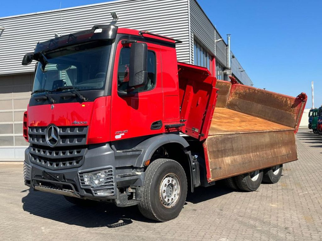 Mercedes-Benz Arocs 2648 6x4 3-Achs Kipper Bordmatik - قلابات: صور 1 Mercedes-Benz Arocs 2648 6x4 3-Achs Kipper Bordmatik - قلابات: صور 1
