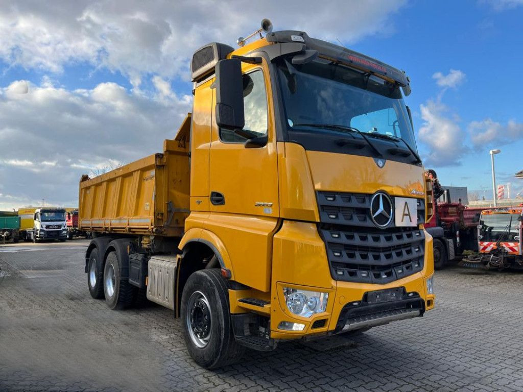 Mercedes-Benz Arocs 2663 6x4 3-Achs Kipper Meiller Bordmatik - قلابات: صور 2 Mercedes-Benz Arocs 2663 6x4 3-Achs Kipper Meiller Bordmatik - قلابات: صور 2