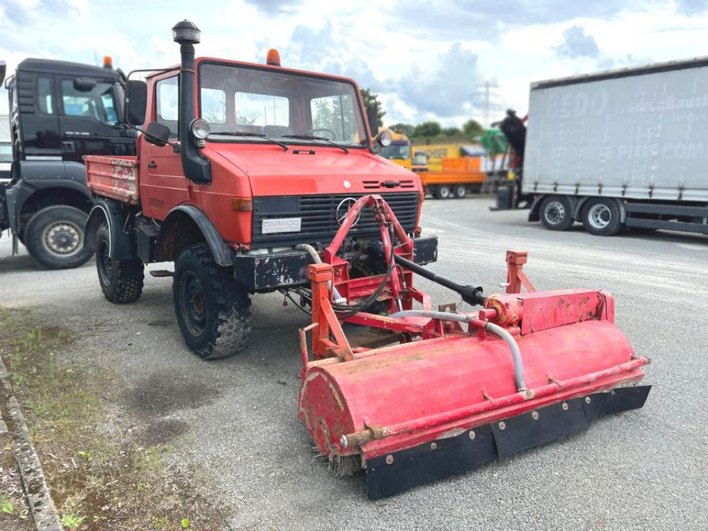 Mercedes-Benz Unimog U 424 2-Achs Allradkipper Front+Heckhydra - قلابات: صور 2 Mercedes-Benz Unimog U 424 2-Achs Allradkipper Front+Heckhydra - قلابات: صور 2