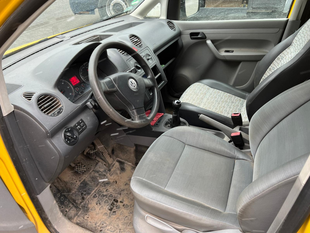 VOLKSWAGEN-VW Caddy 2KN Kasten - فان المدمجة: صور 5 VOLKSWAGEN-VW Caddy 2KN Kasten - فان المدمجة: صور 5