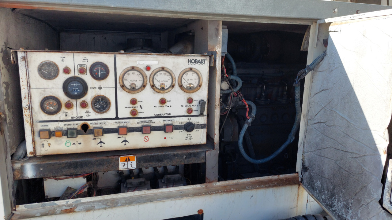 90CU24P5 GPU Hobart - وحدة الطاقة الأرضية للطائرات: صور 4 90CU24P5 GPU Hobart - وحدة الطاقة الأرضية للطائرات: صور 4