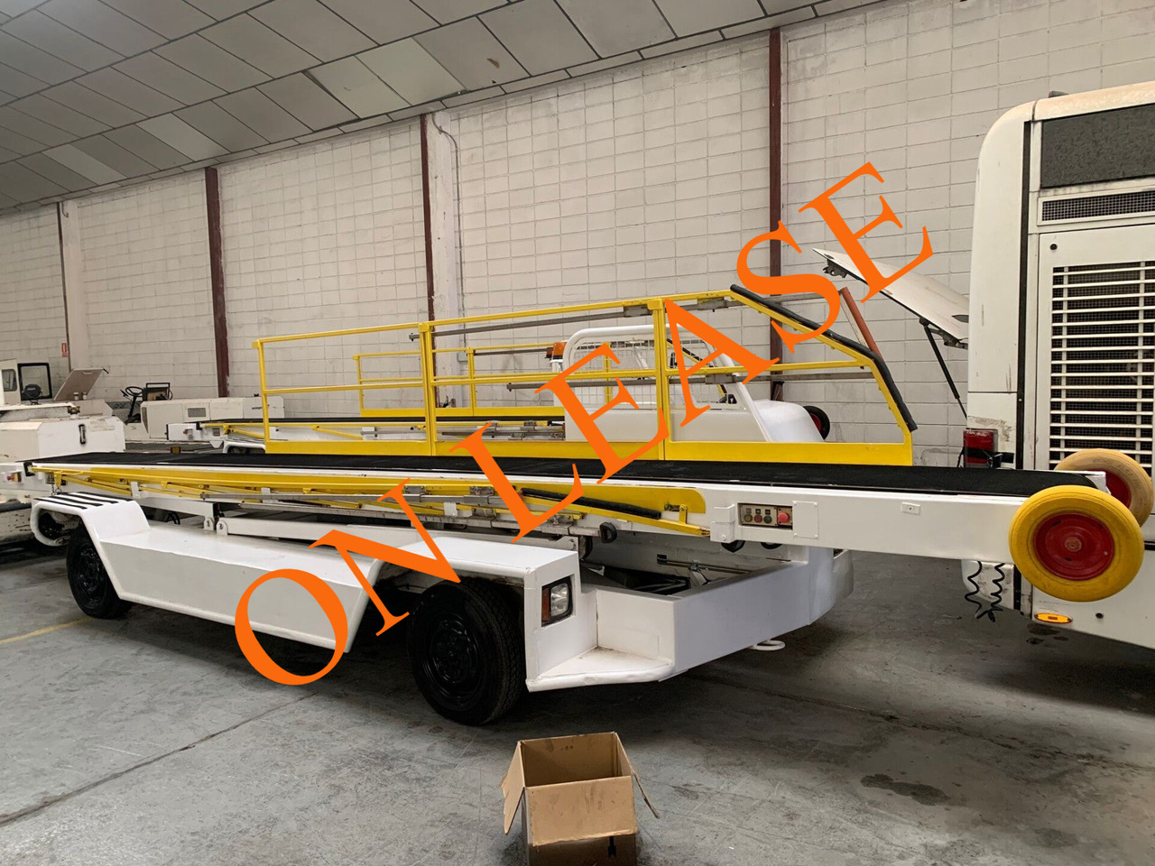 Belt Loader AMSS - محمل الحزام: صور 1 Belt Loader AMSS - محمل الحزام: صور 1