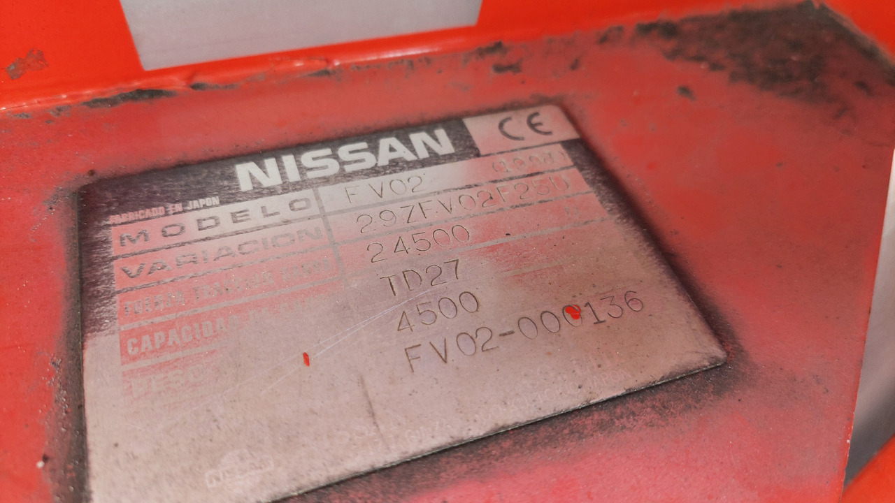 FV-02 Tractor Nissan - جرارات الأمتعة: صور 2 FV-02 Tractor Nissan - جرارات الأمتعة: صور 2