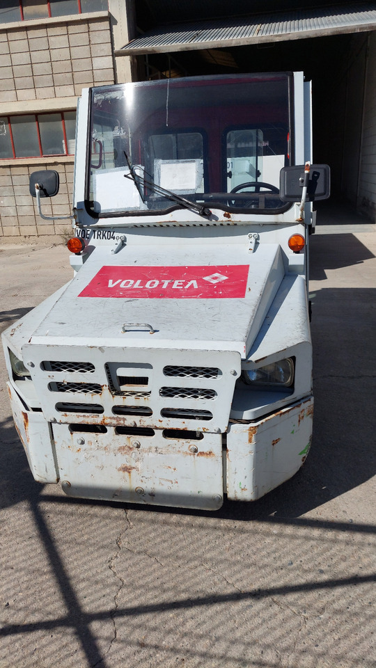 FV-02 Tractor Nissan - جرارات الأمتعة: صور 1 FV-02 Tractor Nissan - جرارات الأمتعة: صور 1