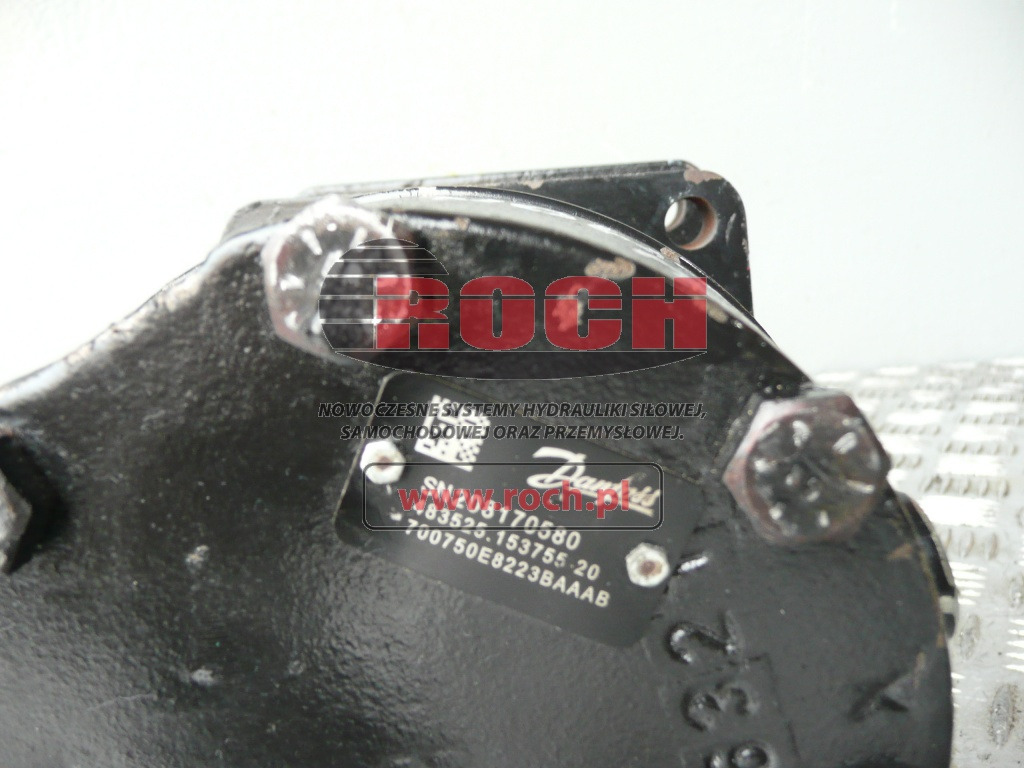 DANFOSS 700750E8223BAAAB 483525.153755.20 - محرك هيدروليكي: صور 1 DANFOSS 700750E8223BAAAB 483525.153755.20 - محرك هيدروليكي: صور 1