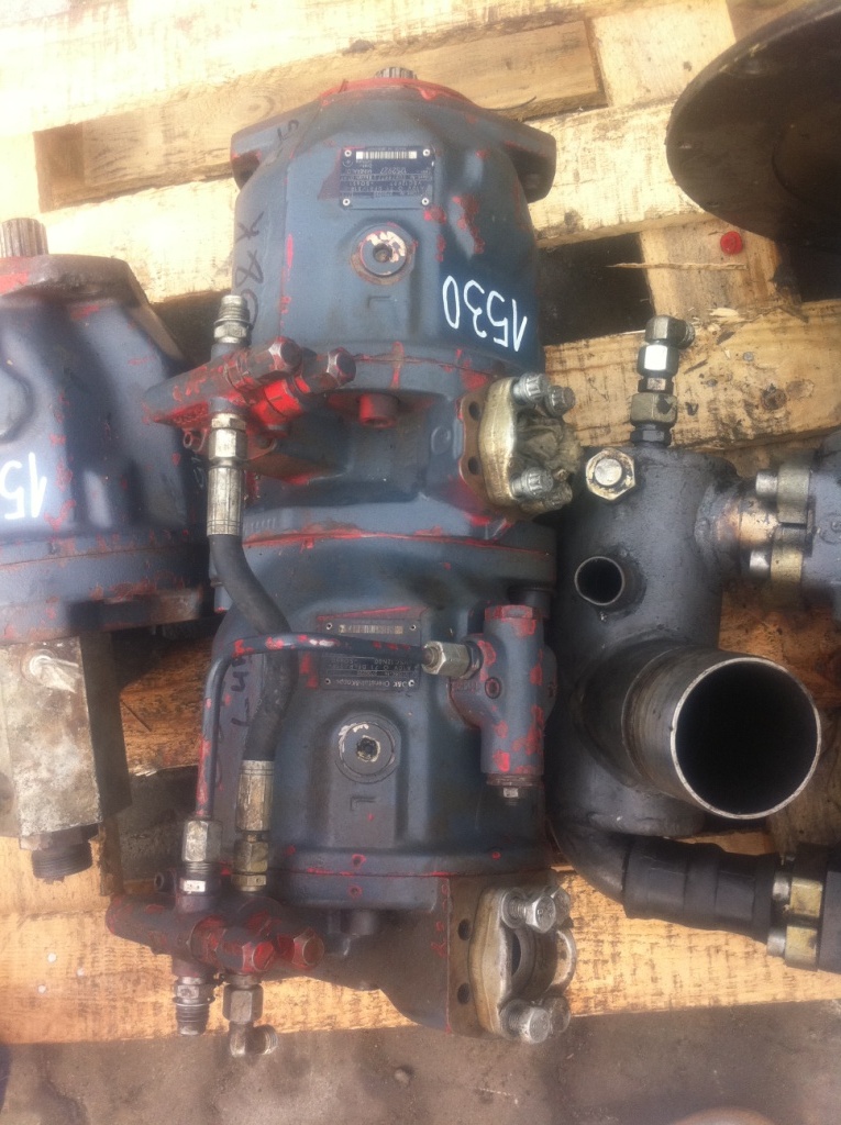 O&K A10VO71DFR1/31R-S0651 VSC12K07 00979977 + 2700220 A10VO71DFLR/31R-S0650 VSC12N00 00979958 - مضخة هيدروليكية - اللودر بعجل: صور 1 O&K A10VO71DFR1/31R-S0651 VSC12K07 00979977 + 2700220 A10VO71DFLR/31R-S0650 VSC12N00 00979958 - مضخة هيدروليكية - اللودر بعجل: صور 1