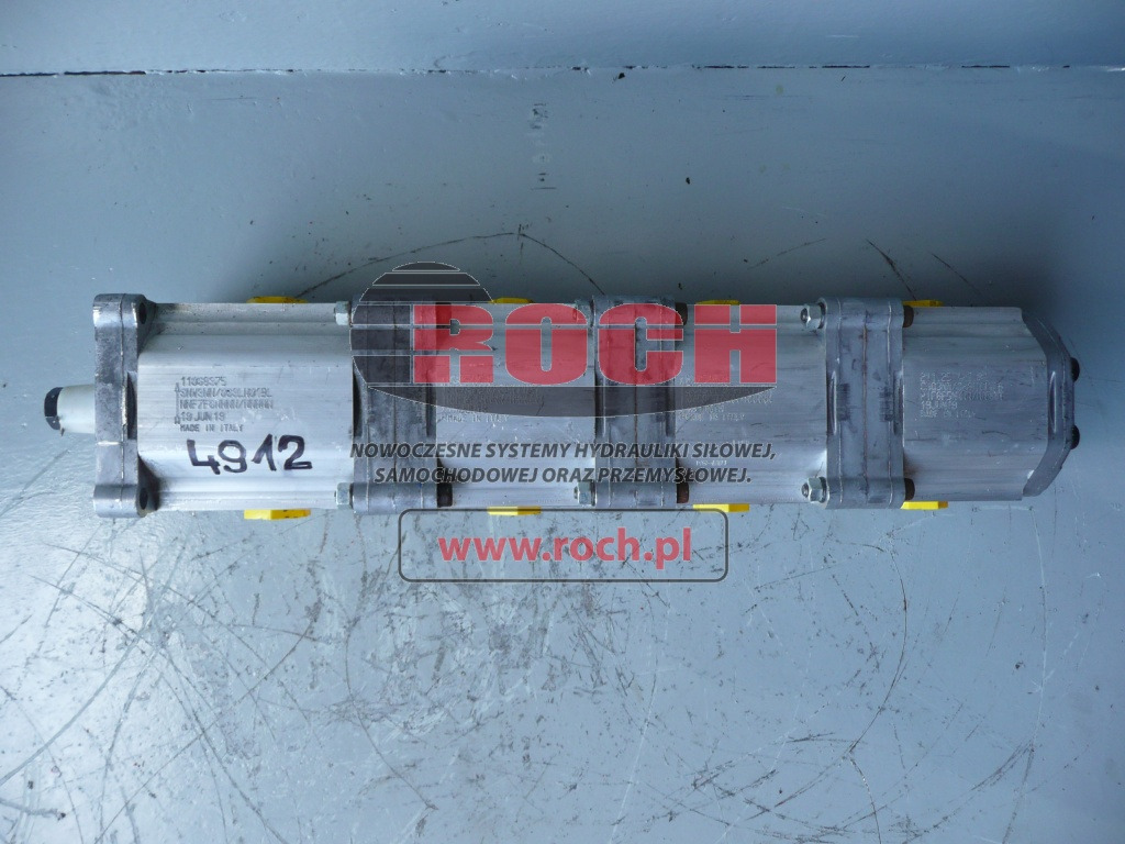SAUER 11068375 SNW3NN/063LN01BL NNF7F6NNNN/NNNNN + 83054058 SN03NN/026BN11DM NNF6F5NNNN/NNNNN + 83054058 SN03NN/026BN11DM NNF6F5NNNN/NNNNN + 211.25.421.0A SNQ3NN/26LN11DBP1F6F5NNNN/NNNNN - مضخة هيدروليكية: صور 1 SAUER 11068375 SNW3NN/063LN01BL NNF7F6NNNN/NNNNN + 83054058 SN03NN/026BN11DM NNF6F5NNNN/NNNNN + 83054058 SN03NN/026BN11DM NNF6F5NNNN/NNNNN + 211.25.421.0A SNQ3NN/26LN11DBP1F6F5NNNN/NNNNN - مضخة هيدروليكية: صور 1