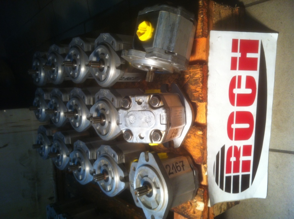 SAUER SUNDSTRAND 111.20.741.00 SNP2NN/0.11LN06SA P1F5F4NNNN/NNNNN - مضخة هيدروليكية - آلات البناء: صور 1 SAUER SUNDSTRAND 111.20.741.00 SNP2NN/0.11LN06SA P1F5F4NNNN/NNNNN - مضخة هيدروليكية - آلات البناء: صور 1