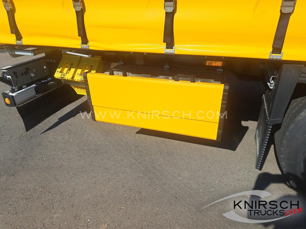 KRONE Profi Liner SDP 27, XL, Getränke, Daimler 9.5 - الخيمة نصف مقطورة: صور 2 KRONE Profi Liner SDP 27, XL, Getränke, Daimler 9.5 - الخيمة نصف مقطورة: صور 2