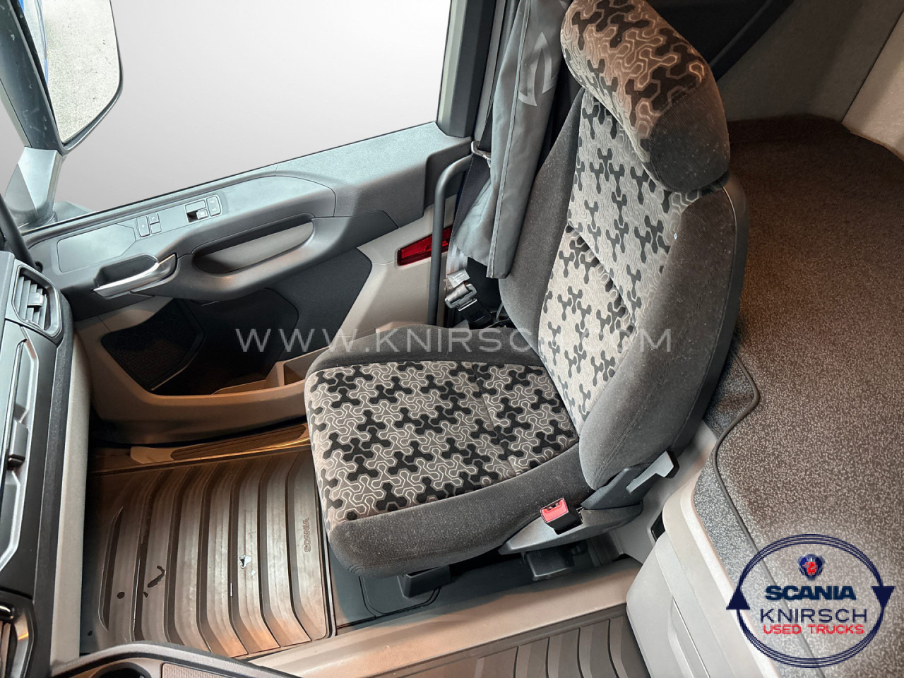 SCANIA R460A4x2NA /Standklima /Full Service / Smart 2 - شاحنة جرار: صور 5 SCANIA R460A4x2NA /Standklima /Full Service / Smart 2 - شاحنة جرار: صور 5