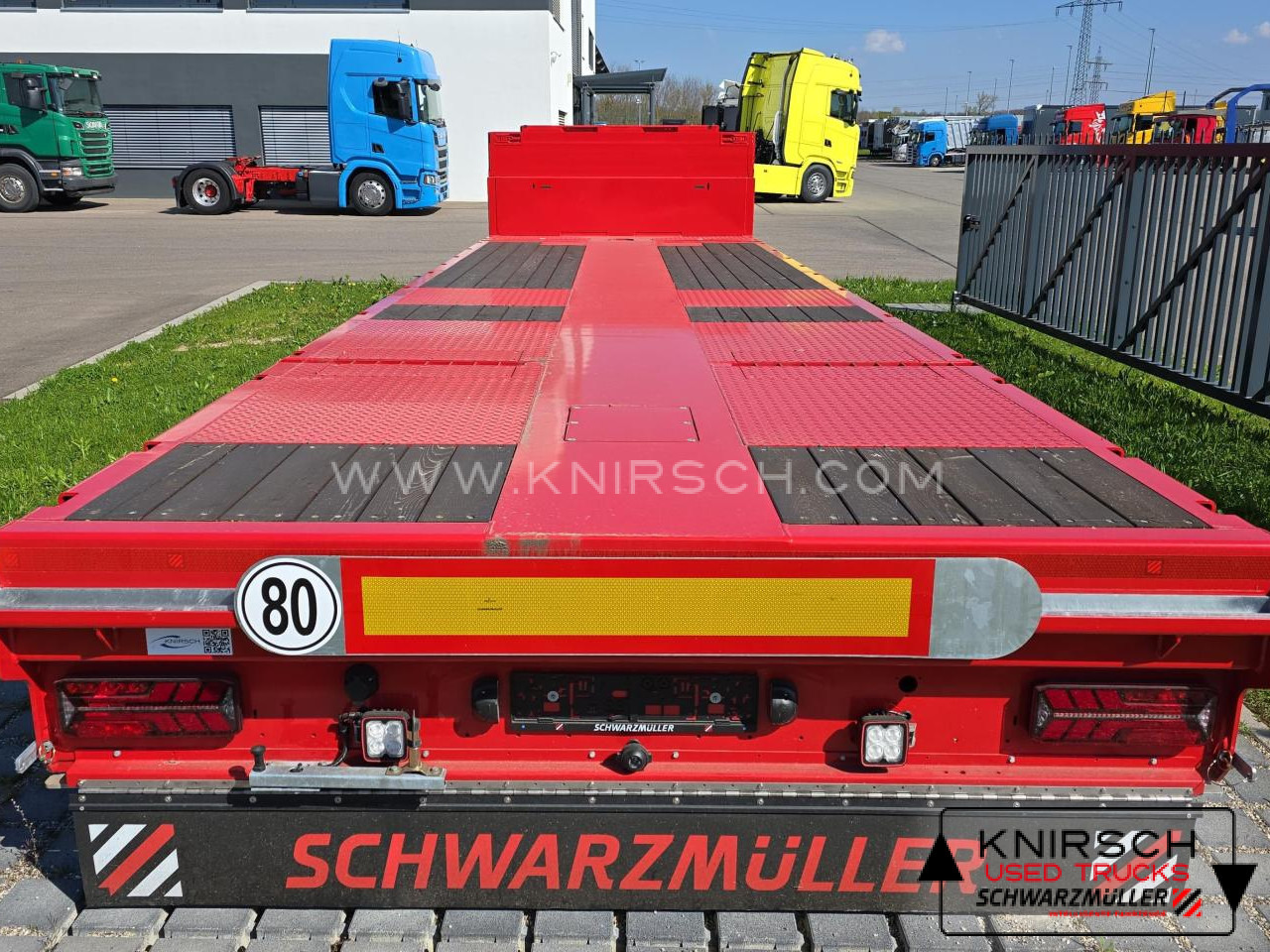 SCHWARZMUELLER Tieflader ausziehbar gelenkt - عربة مسطحة منخفضة نصف مقطورة: صور 2 SCHWARZMUELLER Tieflader ausziehbar gelenkt - عربة مسطحة منخفضة نصف مقطورة: صور 2