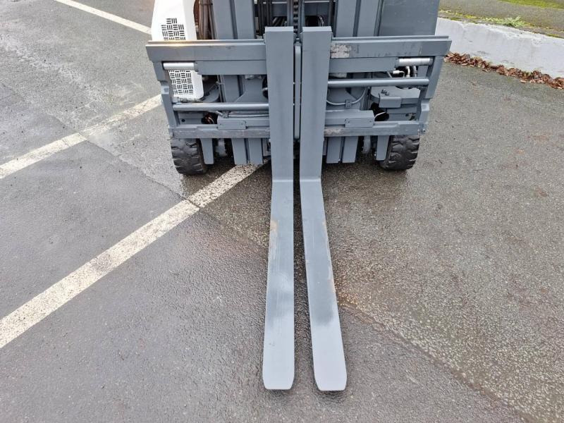 شاحنة المناولة رباعية الاتجاهات Amlift AGILIFT 25-12-49: صور 14 شاحنة المناولة رباعية الاتجاهات Amlift AGILIFT 25-12-49: صور 14